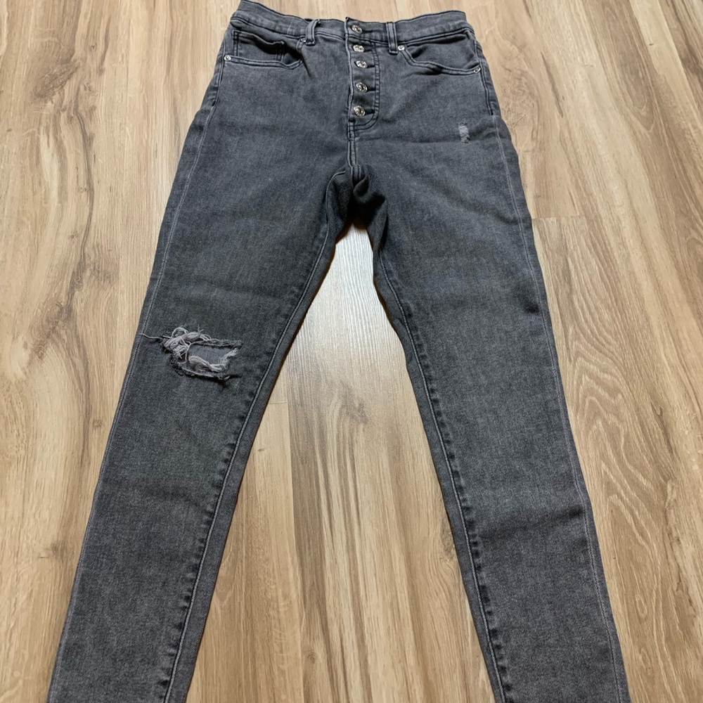 Express size 8R High Rise Skinny Jeans